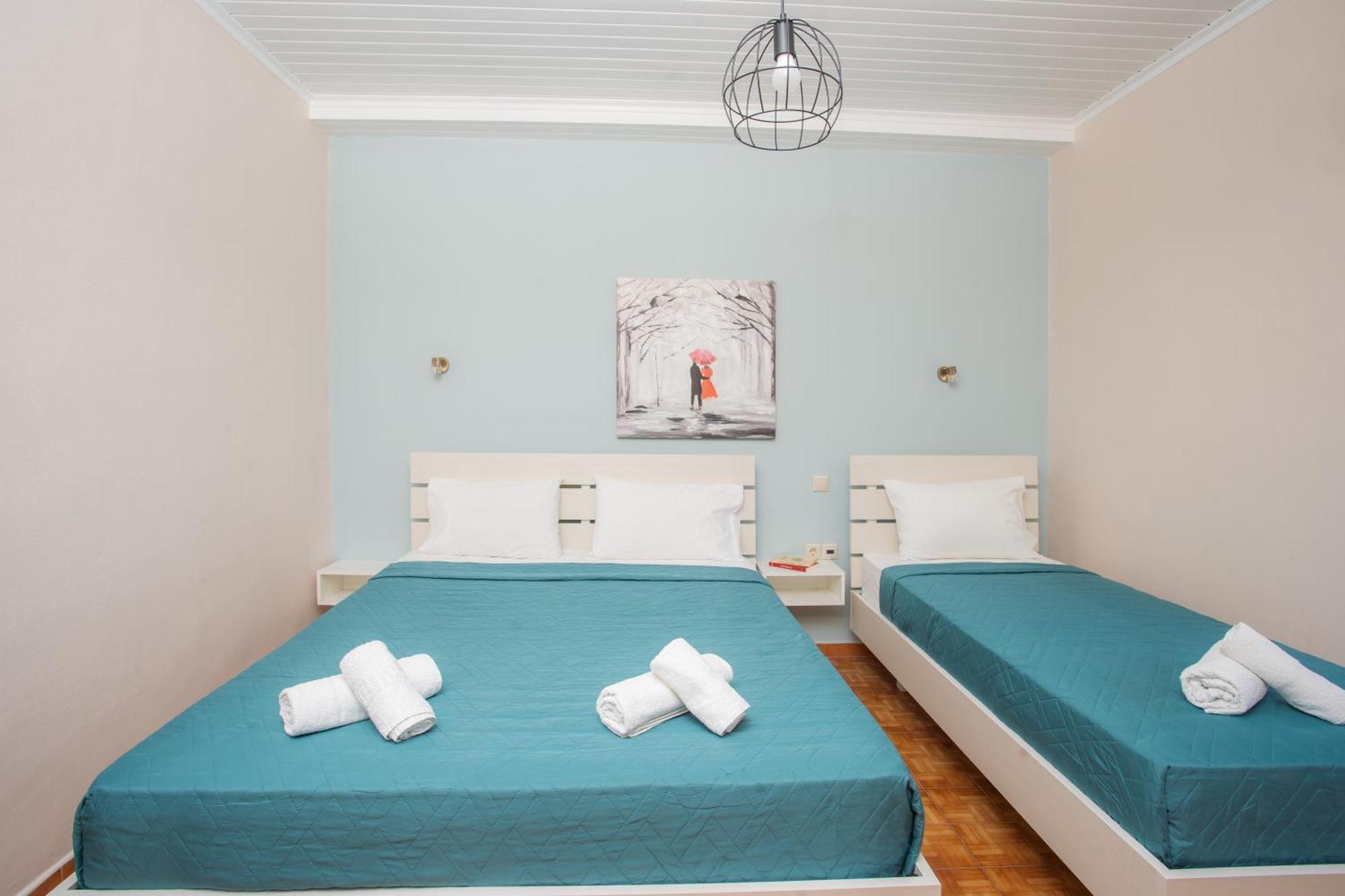 Eros Appartments Kalamítsi Esterno foto