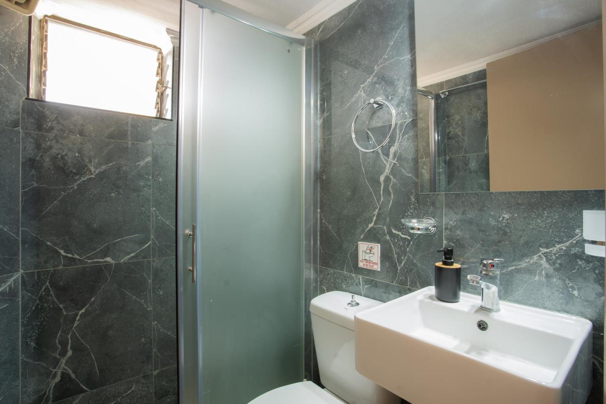 Eros Appartments Kalamítsi Esterno foto